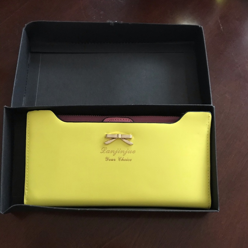 Women’s wallet